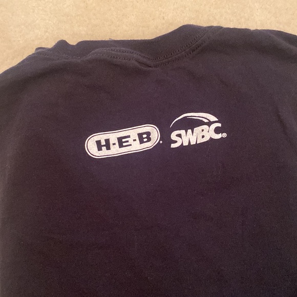 Tony Parker Tee & Banner - Picture 7 of 7